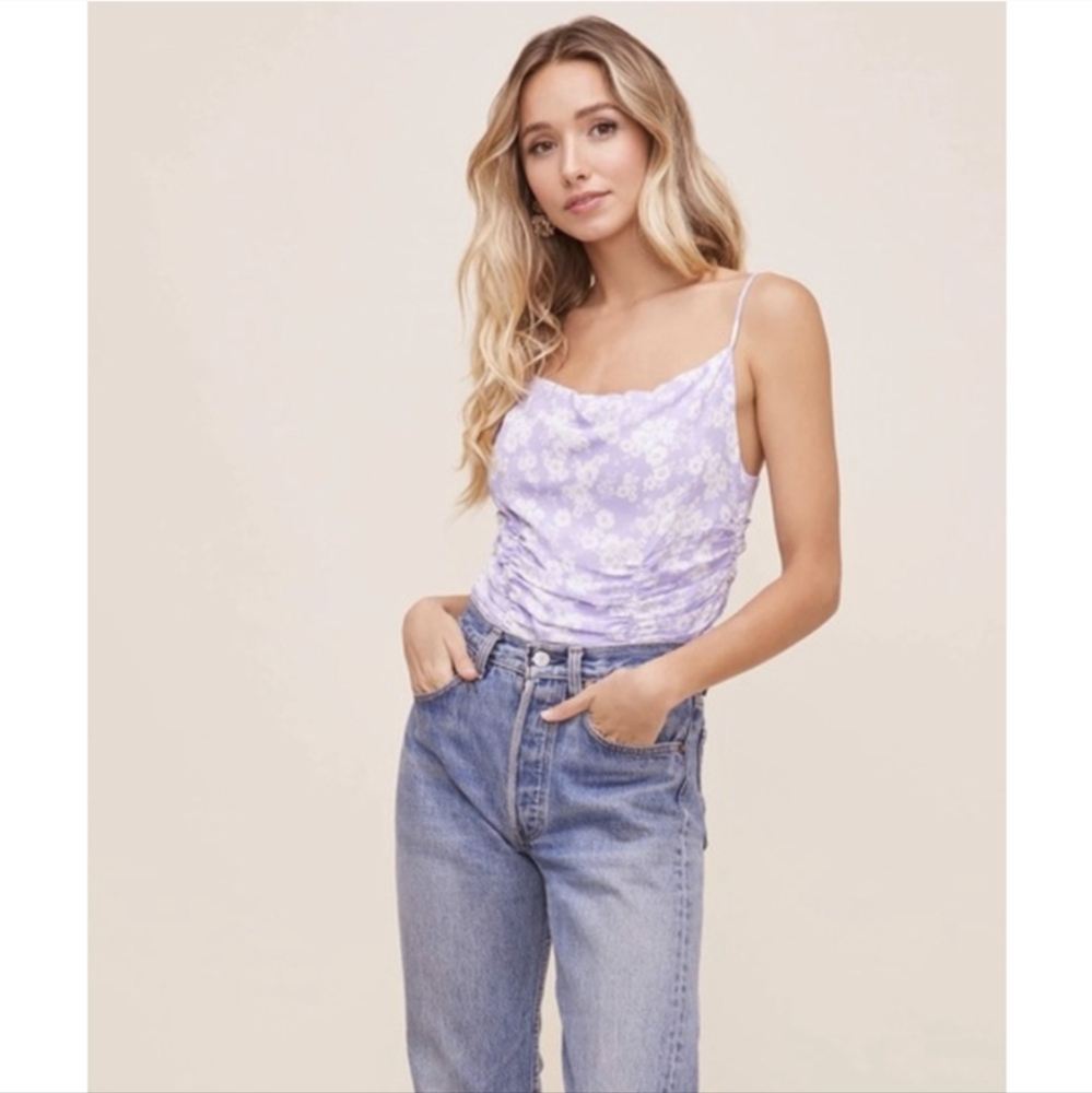 ASTR The Label Ruched Floral Cami in Lavender Daisy